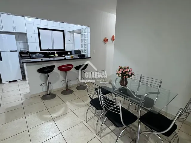 Apartamento 3 quartos e 3 banheiros, à venda, no bairro Enseada em Guarujá
