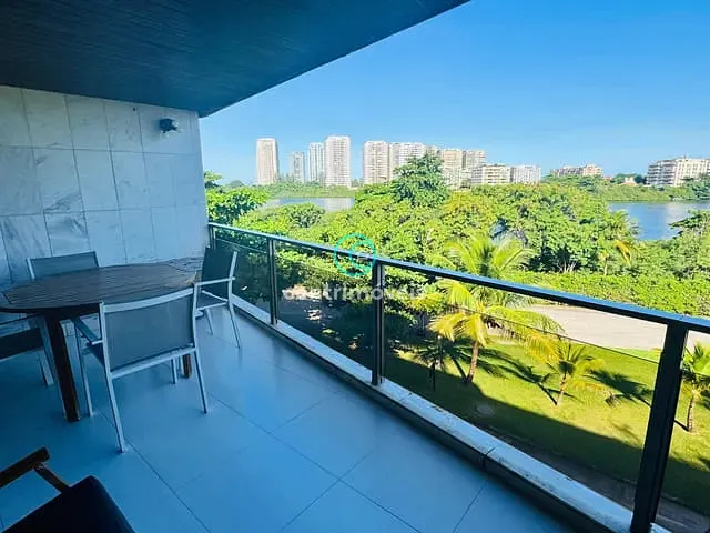 Apartamento com 174m² 4 quartos e 5 banheiros, à venda, no bairro Barra da Tijuca em Rio de Janeiro