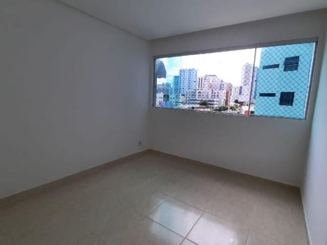 Apartamento 2 quartos e 1 banheiro, à venda, no bairro Boa Viagem em Recife