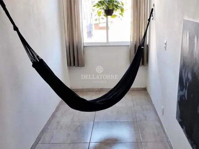 Apartamento 1 quarto e 1 banheiro, à venda, no bairro Várzea em Teresópolis