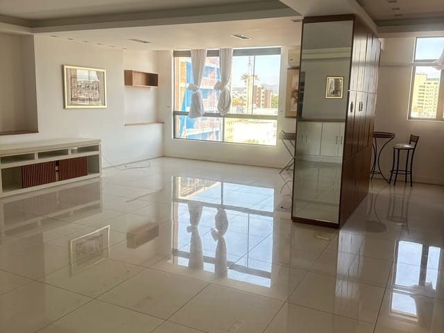 Apartamento 3 quartos e 2 banheiros, à venda, no bairro Centro em Lavras