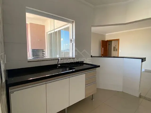 Apartamento 2 quartos e 1 banheiro, à venda, no bairro Monte Verde II em Poços de Caldas