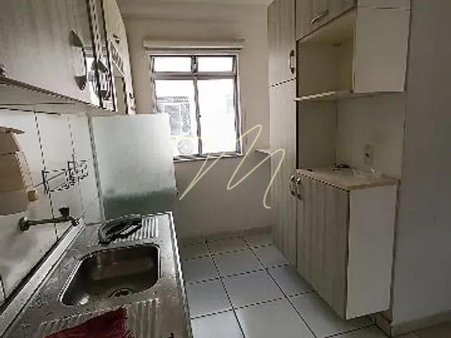 Apartamento 2 quartos e 1 banheiro, para alugar, no bairro Nossa Senhora da Vitória em Ilhéus