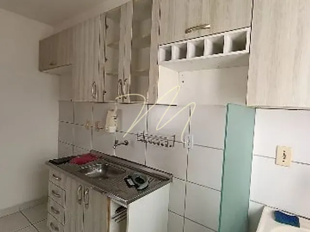 Apartamento 2 quartos e 1 banheiro, para alugar, no bairro Nossa Senhora da Vitória em Ilhéus