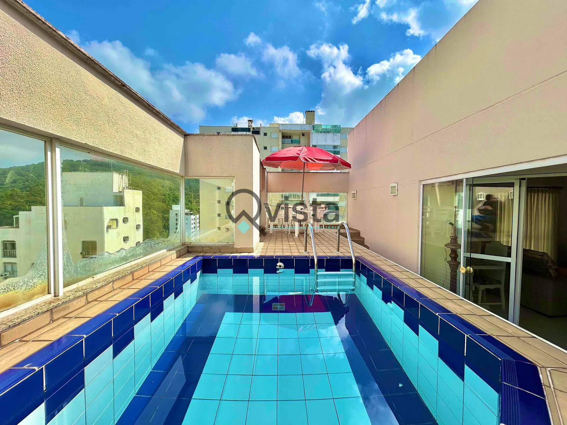 Cobertura, 3 quartos, 200 m² - Foto 1