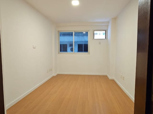 Apartamento com 81m² 2 quartos e 2 banheiros, à venda, no bairro Praça Seca em Rio de Janeiro