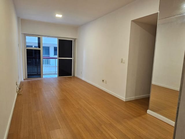 Apartamento com 81m² 2 quartos e 2 banheiros, à venda, no bairro Praça Seca em Rio de Janeiro