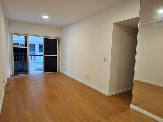 Apartamento com 81m² 2 quartos e 2 banheiros, à venda, no bairro Praça Seca em Rio de Janeiro