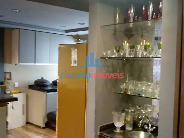 Apartamento 3 quartos e 1 banheiro, à venda, no bairro Santa Rosa em Barra Mansa