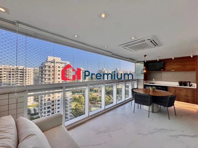 Apartamento 4 quartos e 4 banheiros, à venda, no bairro Barra da Tijuca em Rio de Janeiro