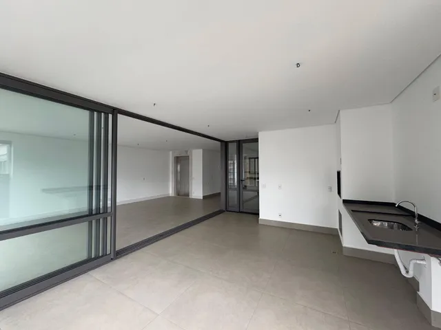 Apartamento com 10m² 3 quartos e 4 banheiros, à venda, no bairro Gleba Palhano em Londrina