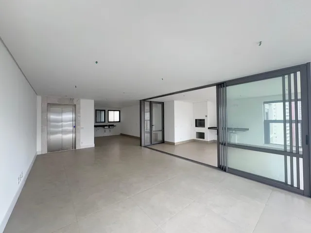 Apartamento com 10m² 3 quartos e 4 banheiros, à venda, no bairro Gleba Palhano em Londrina