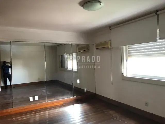 Apartamento com 207m² 3 quartos e 4 banheiros, à venda, no bairro Centro em Pelotas