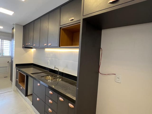 Apartamento 3 quartos e 4 banheiros, à venda, no bairro Setor Bueno em Goiânia