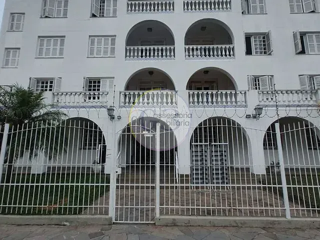 Apartamento 3 quartos e 2 banheiros, para alugar, no bairro Centro em Pelotas