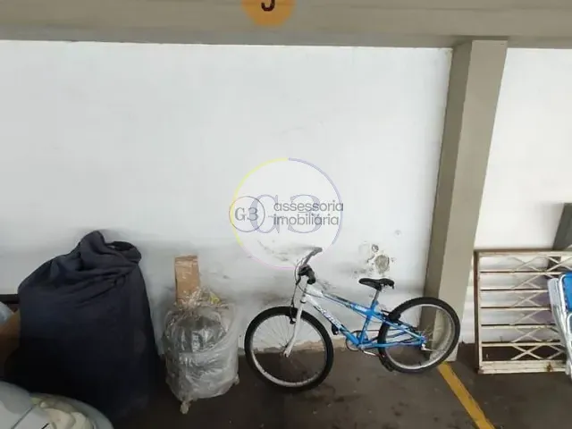 Apartamento 3 quartos e 2 banheiros, para alugar, no bairro Centro em Pelotas