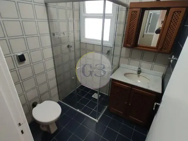 Apartamento 3 quartos e 2 banheiros, para alugar, no bairro Centro em Pelotas