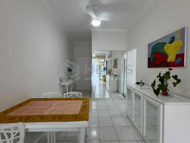 Apartamento 2 quartos e 1 banheiro, à venda, no bairro Pitangueiras em Guarujá