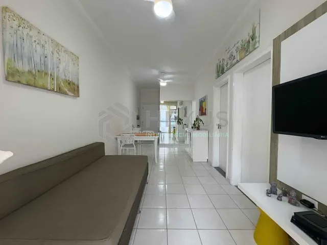 Apartamento 2 quartos e 1 banheiro, à venda, no bairro Pitangueiras em Guarujá