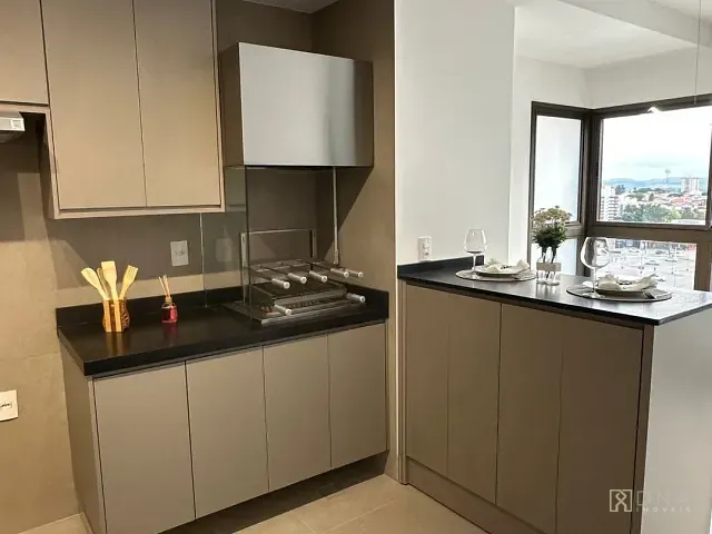 Apartamento 3 quartos e 3 banheiros, para alugar, no bairro Condomínio Royal Park em São José dos Campos