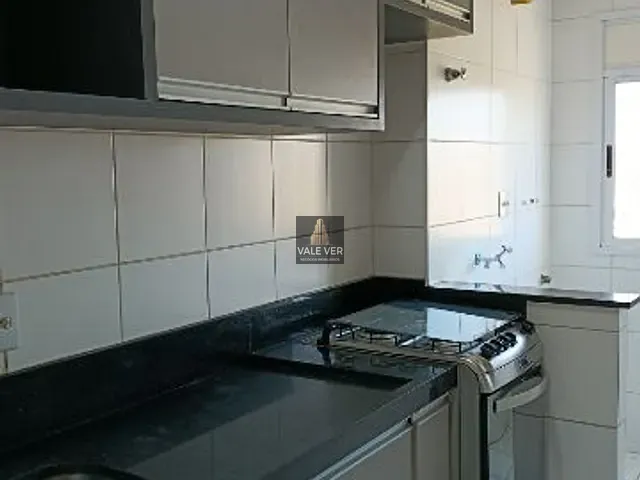 Apartamento 2 quartos e 1 banheiro, para alugar, no bairro Parque Residencial Flamboyant em São José dos Campos