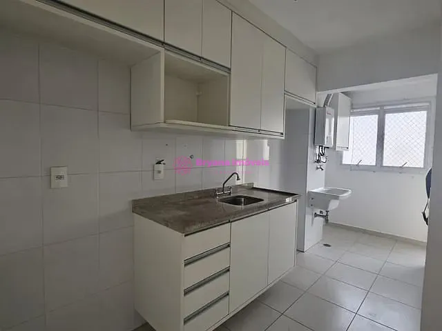 Apartamento com 68m² 2 quartos e 1 banheiro, à venda, no bairro Fundação em São Caetano do Sul