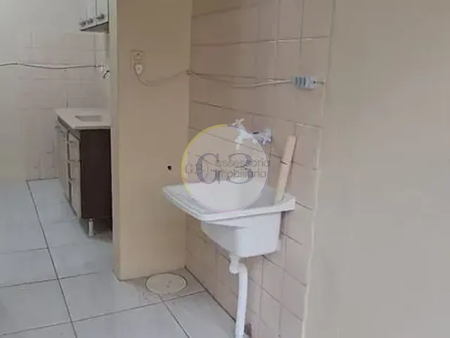 Apartamento 2 quartos e 1 banheiro, para alugar, no bairro Centro em Pelotas