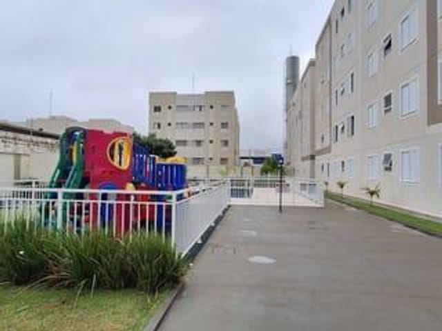 Apartamento 2 quartos e 1 banheiro, à venda ou para alugar, no bairro Chácara Manella em Cambé