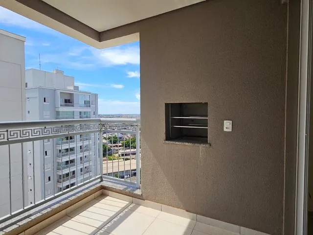 Apartamento com 104m² 3 quartos e 2 banheiros, à venda, no bairro Centro em Londrina