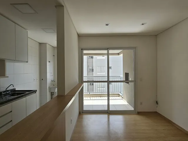 Apartamento com 104m² 3 quartos e 2 banheiros, à venda, no bairro Centro em Londrina