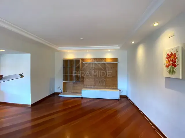 Apartamento com 378m² 4 quartos e 5 banheiros, à venda, no bairro Centro em Poços de Caldas