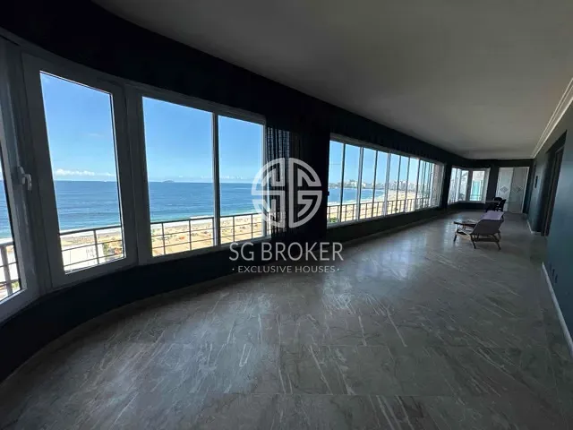 Apartamento com 600m² 4 quartos e 5 banheiros, à venda, no bairro Copacabana em Rio de Janeiro