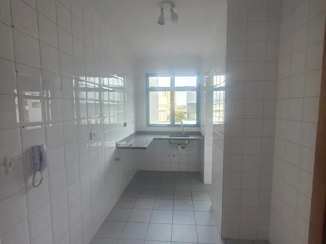 Apartamento 2 quartos e 2 banheiros, para alugar, no bairro Centro em Mogi das Cruzes