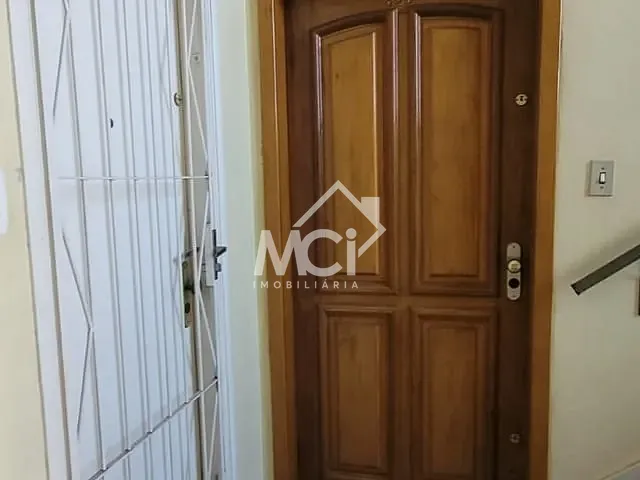 Apartamento 2 quartos e 2 banheiros, à venda, no bairro Centro em Pelotas