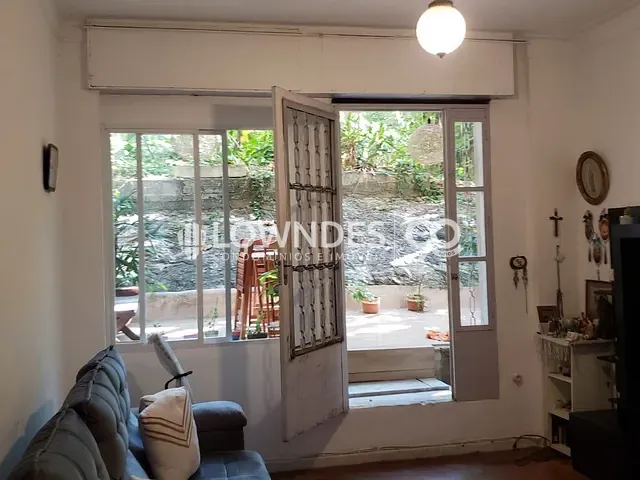 Apartamento com 80m² 2 quartos e 2 banheiros, à venda, no bairro Copacabana em Rio de Janeiro