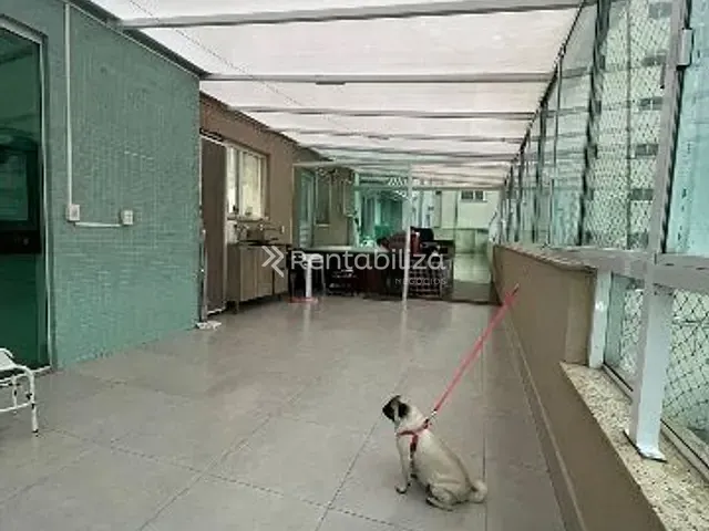 Apartamento com 300m² 4 quartos e 3 banheiros, à venda, no bairro Meia Praia em Itapema
