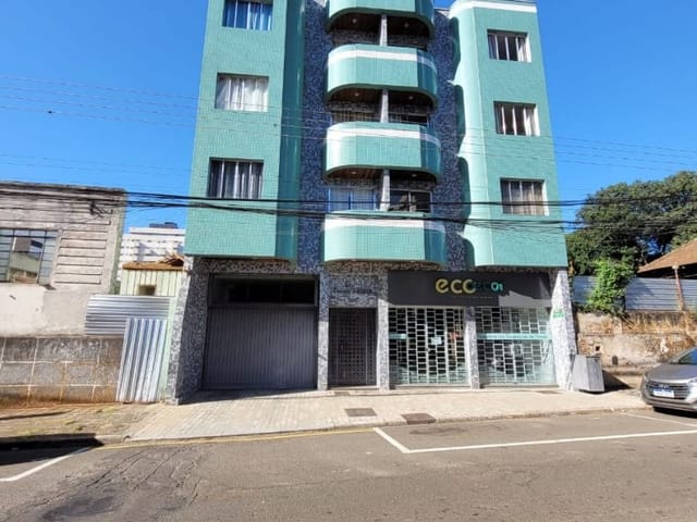 Locação - Apartamento Semimobiliado, 2 quartos, 55 m², Ed. Carrera Schroeder - Centro, Ponta Grossa.