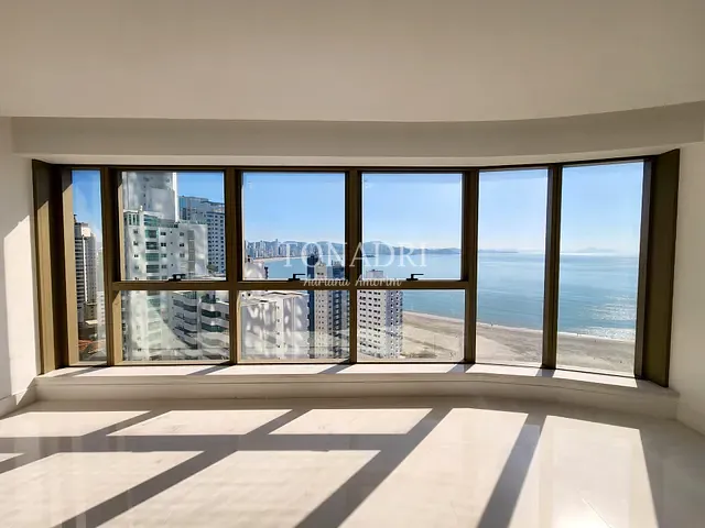 Apartamento 4 quartos e 4 banheiros, à venda, no bairro Barra Sul em Balneário Camboriú