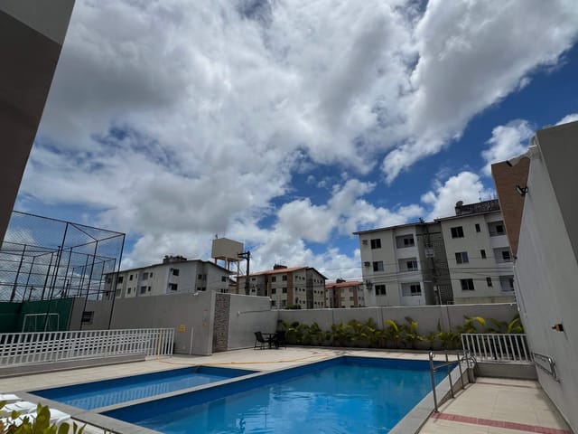 Apartamento 2 quartos e 1 banheiro, para alugar, no bairro Marivan em Aracaju