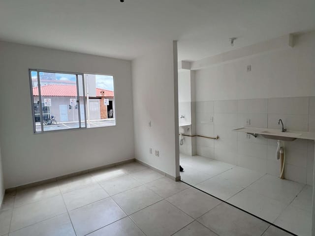Apartamento 2 quartos e 1 banheiro, para alugar, no bairro Marivan em Aracaju