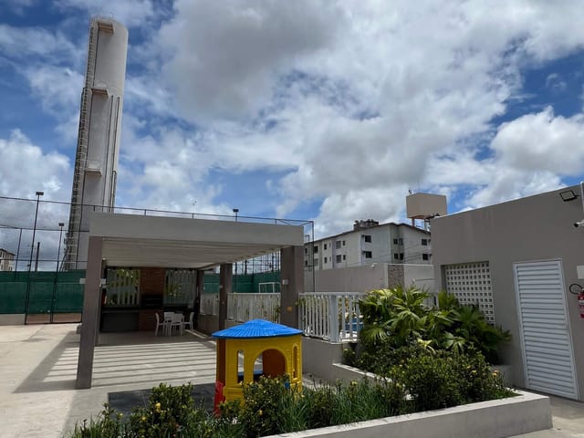 Apartamento 2 quartos e 1 banheiro, para alugar, no bairro Marivan em Aracaju