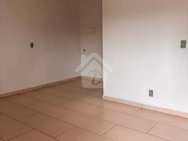 Apartamento com 35m² 1 quarto e 1 banheiro, para alugar, no bairro Canabarro em Teutônia