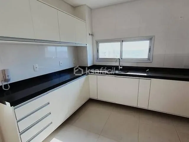 Apartamento com 189m² 3 quartos e 4 banheiros, à venda, no bairro São Francisco em Campo Grande
