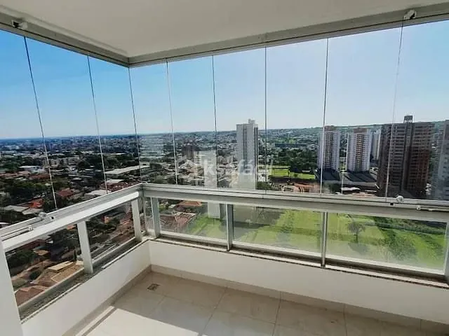 Apartamento com 189m² 3 quartos e 4 banheiros, à venda, no bairro São Francisco em Campo Grande