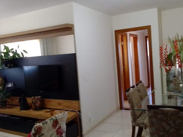 Apartamento com 100m² 3 quartos e 1 banheiro, à venda, no bairro Centro em Cambé