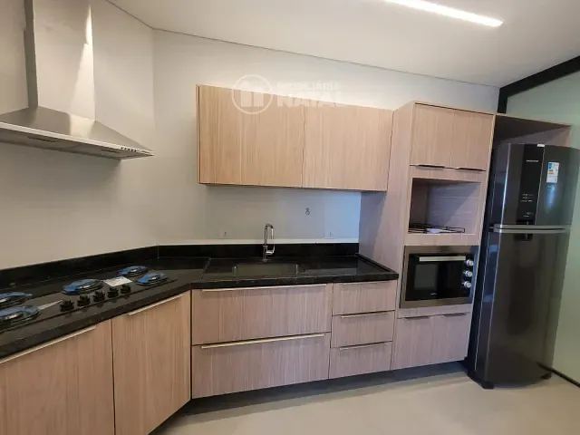 Apartamento com 100m² 3 quartos e 2 banheiros, para alugar, no bairro Centro em Londrina