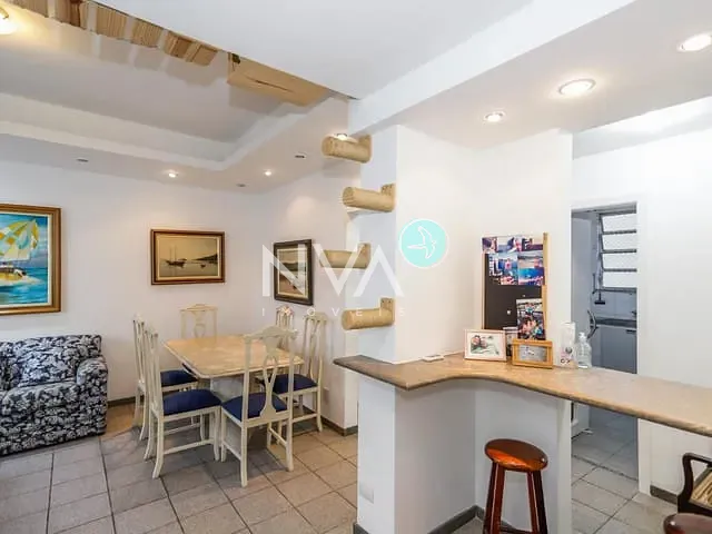 Apartamento com 110m² 3 quartos e 2 banheiros, à venda, no bairro Ipanema em Rio de Janeiro