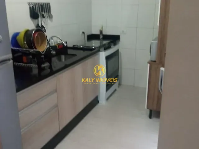 Apartamento 2 quartos e 2 banheiros, à venda, no bairro Vila Lucinda em Santo André