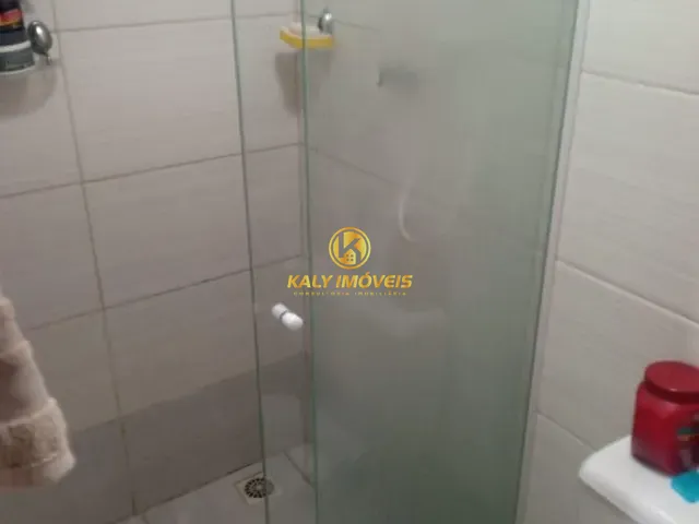 Apartamento 2 quartos e 2 banheiros, à venda, no bairro Vila Lucinda em Santo André