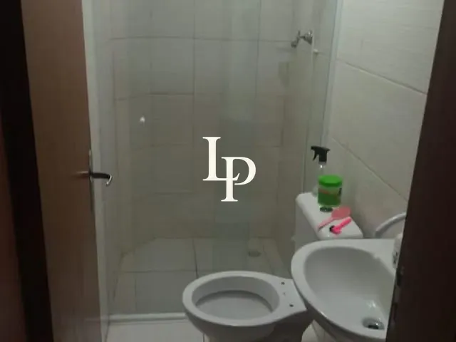 Apartamento 2 quartos e 2 banheiros, à venda, no bairro Vila Lucinda em Santo André
